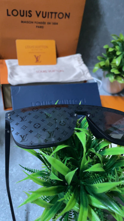 Black Waimea Sunglasses